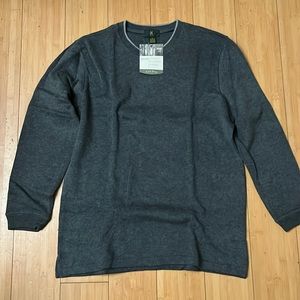 Club Room by Charter Club pullover in grey. Medium